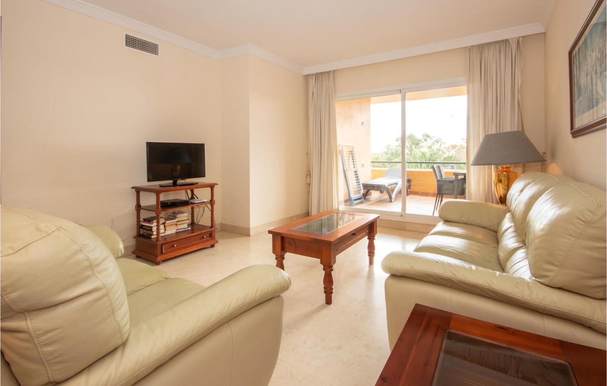 Beautiful Apartment In Marbella-Elviria Exterior foto